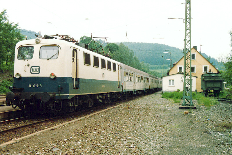 141 015 in Ludwigsstadt