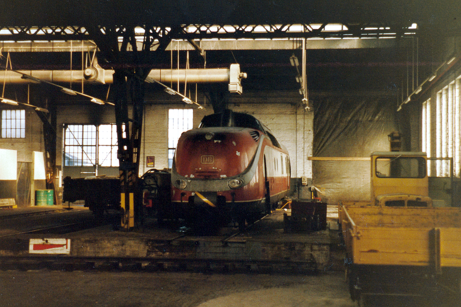 601 017