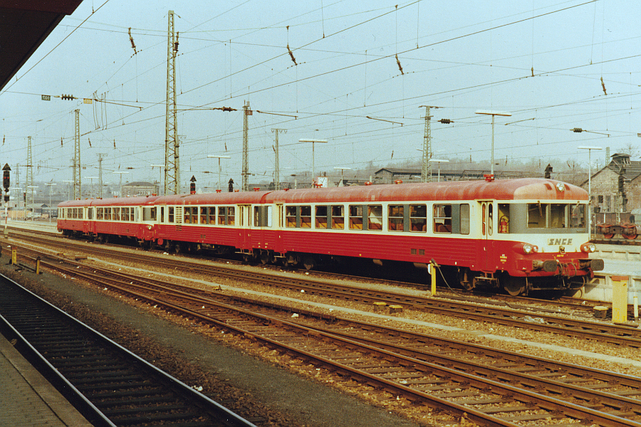SNCF X 4752 in Saarbrücken